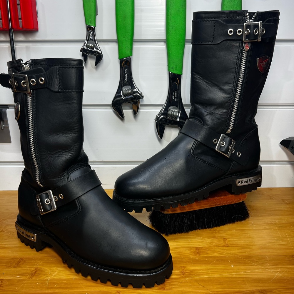 Women’s 1669 Red Wing Boots